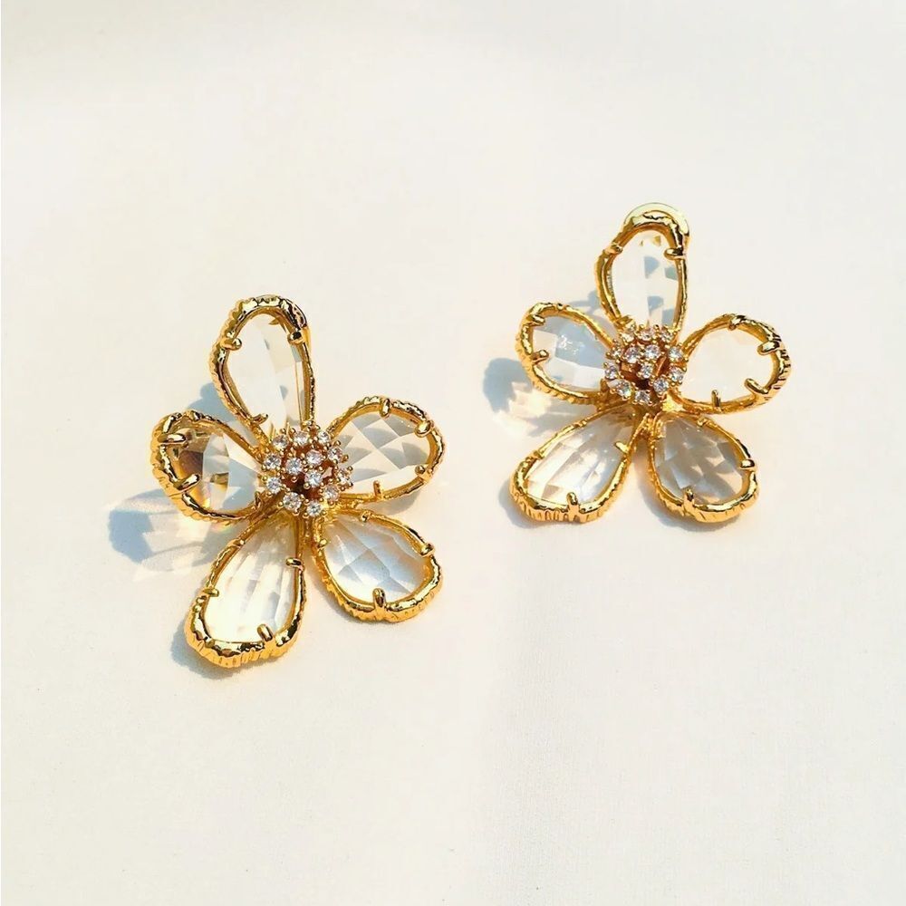 Crystal flower earrings M268